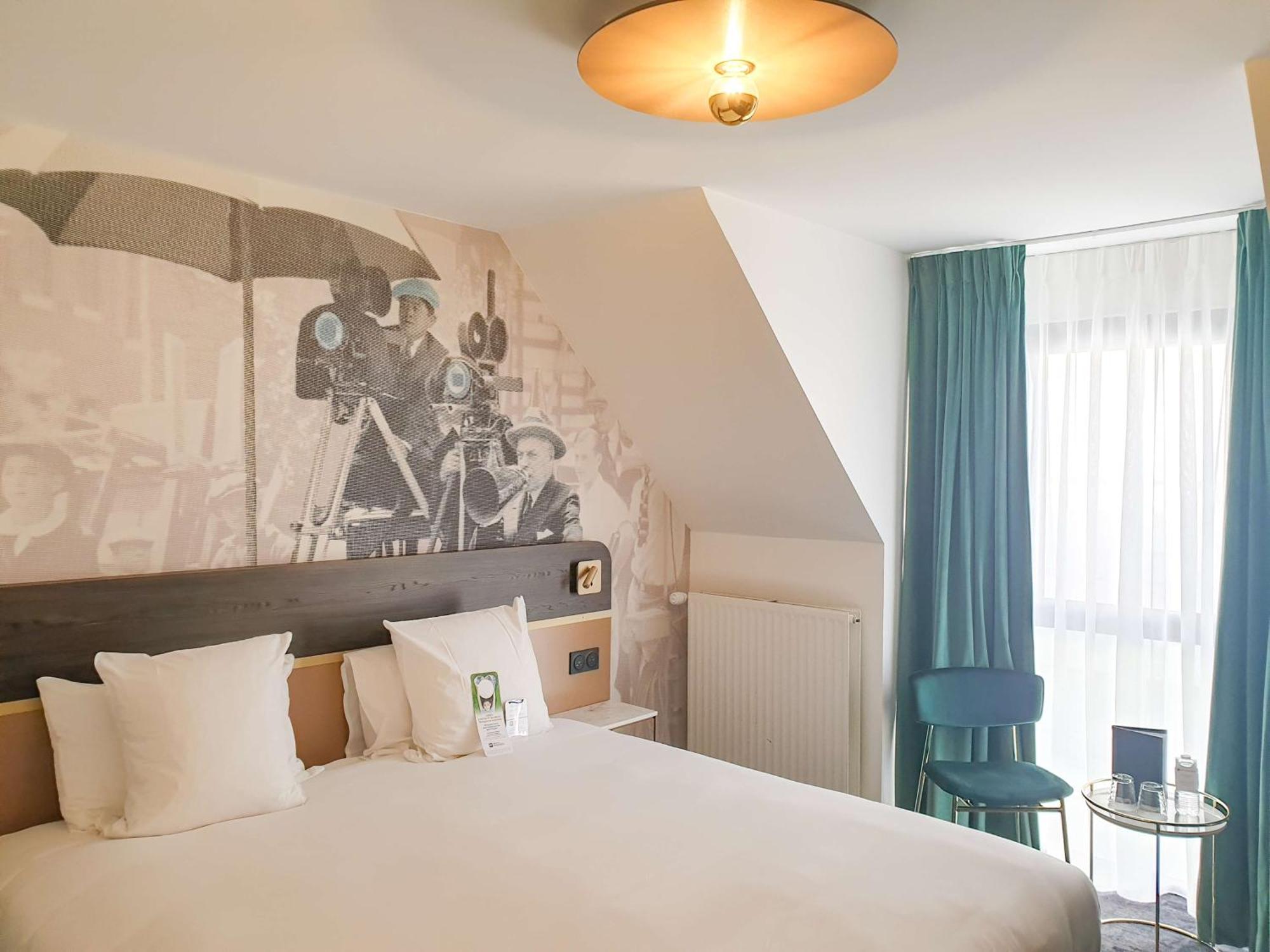 Comfort Queen Room