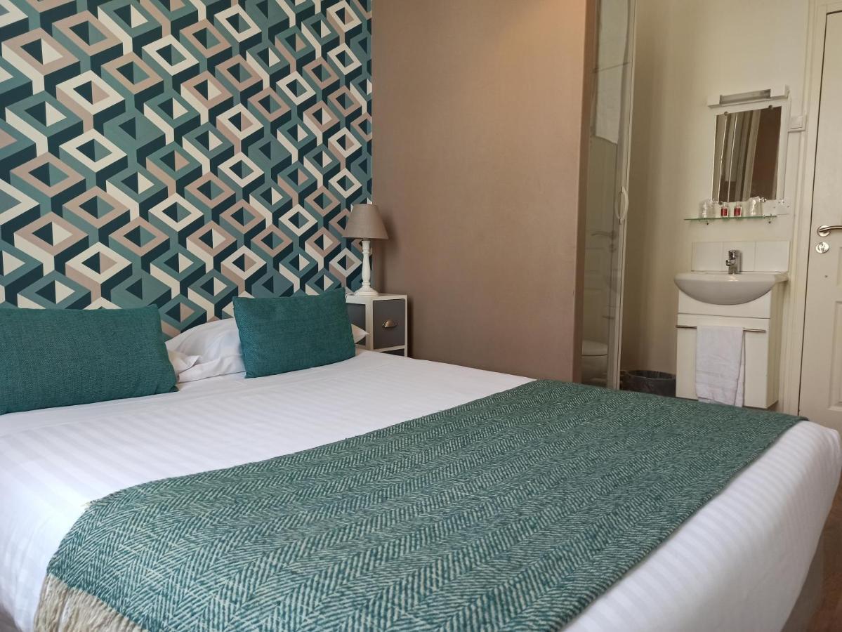 Chambre Simple Économique avec Salle de Bains Ouverte