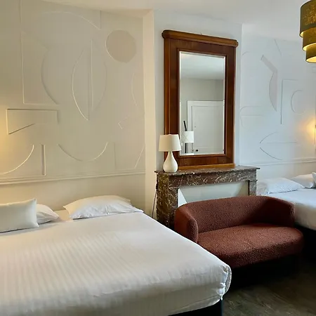 Hotel Val De Loire-3